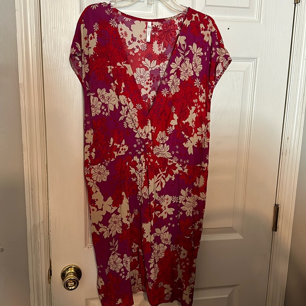 CUPSHE dress. Red/purple floral multi. Never worn. No tags. XXL